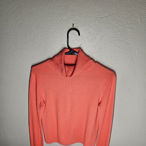 Super Soft, Comfy Uniqlo Womens XS 100% Cashmere Coral Rose Turtleneck Sweater L - Picture 2 of 10